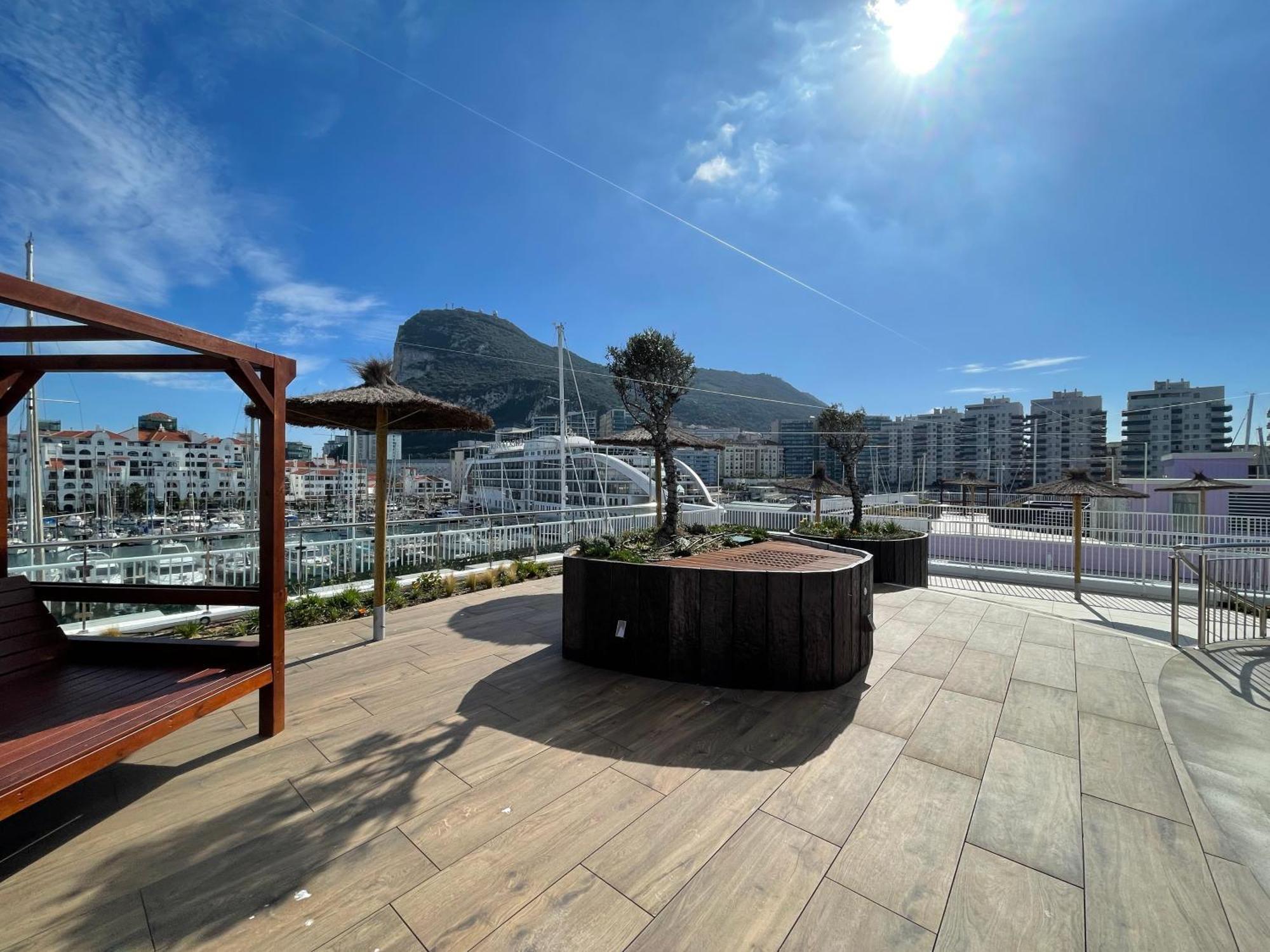 Deluxe Marina View Seafront Gibraltar Stay Exterior photo