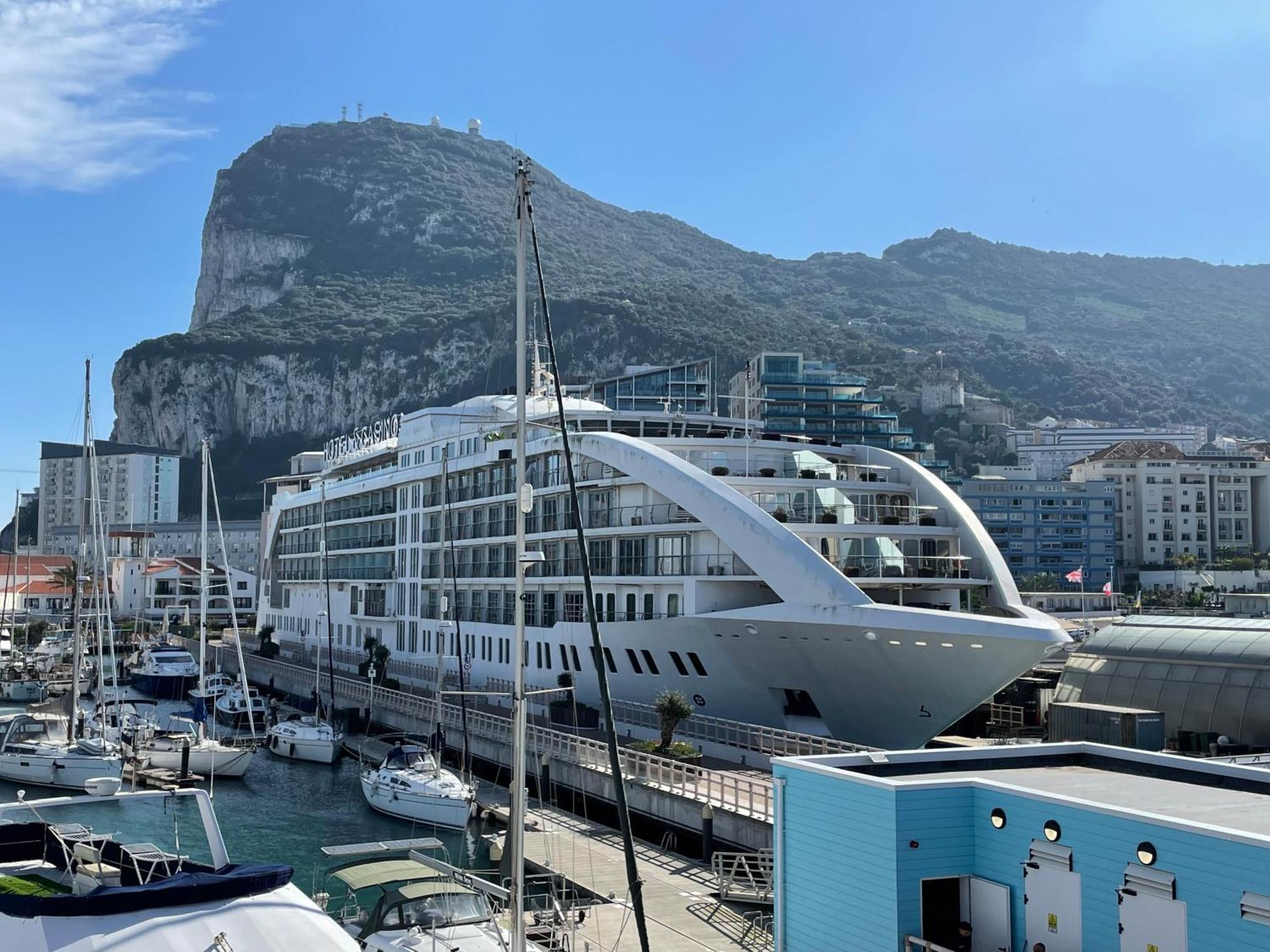 Deluxe Marina View Seafront Gibraltar Stay Exterior photo