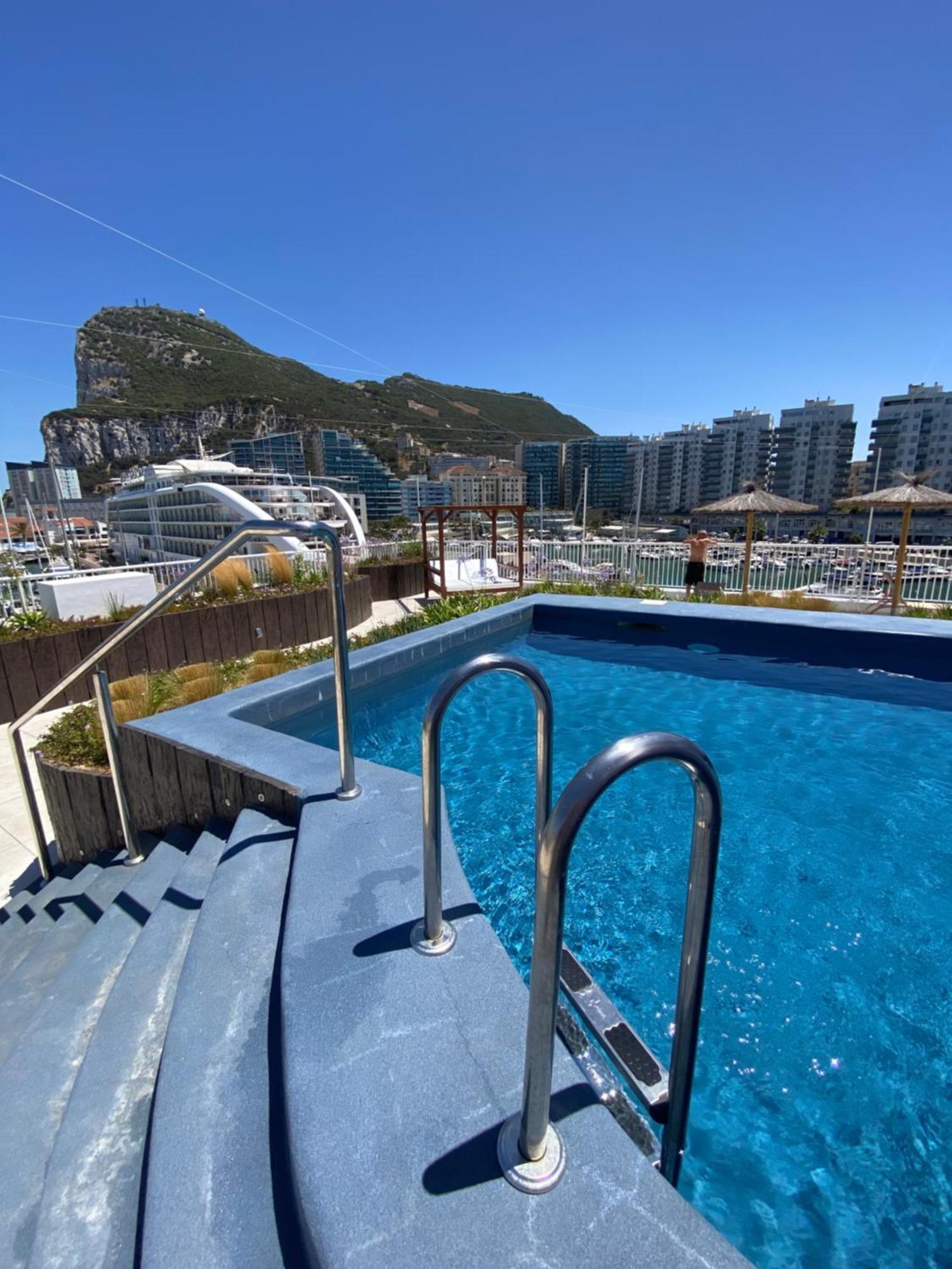Deluxe Marina View Seafront Gibraltar Stay Exterior photo